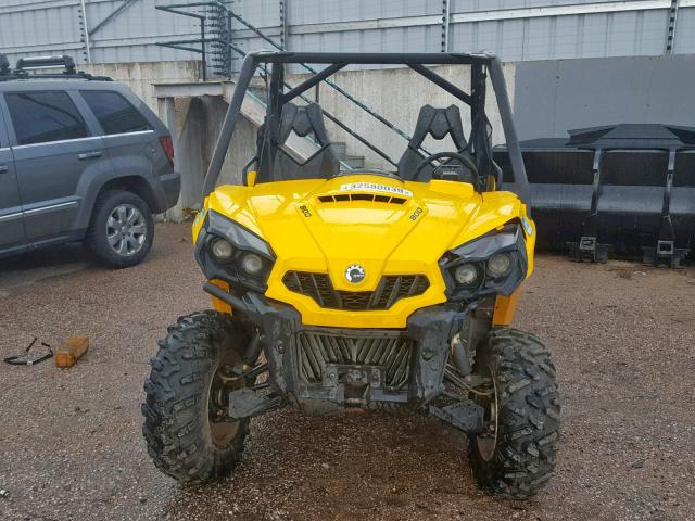 3JBKGAN21FJ000877 - 2015 CAN-AM COMMANDER YELLOW photo 9