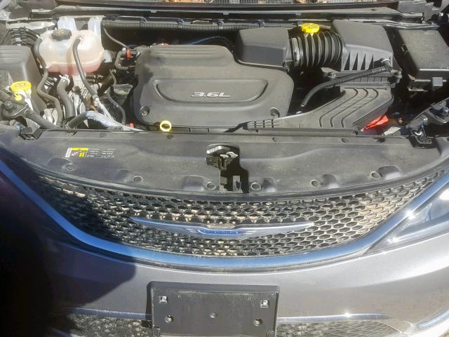 2C4RC1BG9HR730358 - 2017 CHRYSLER PACIFICA T GRAY photo 7