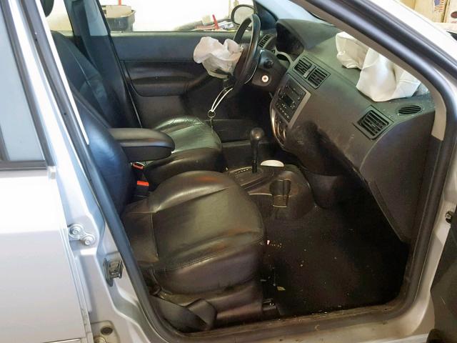 1FAFP37NX7W305544 - 2007 FORD FOCUS ZX5 SILVER photo 5