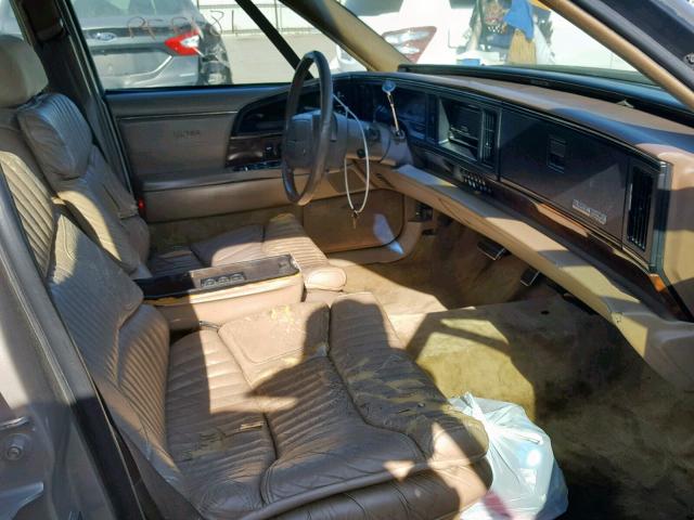 1G4CU5317P1644856 - 1993 BUICK PARK AVENU GOLD photo 5