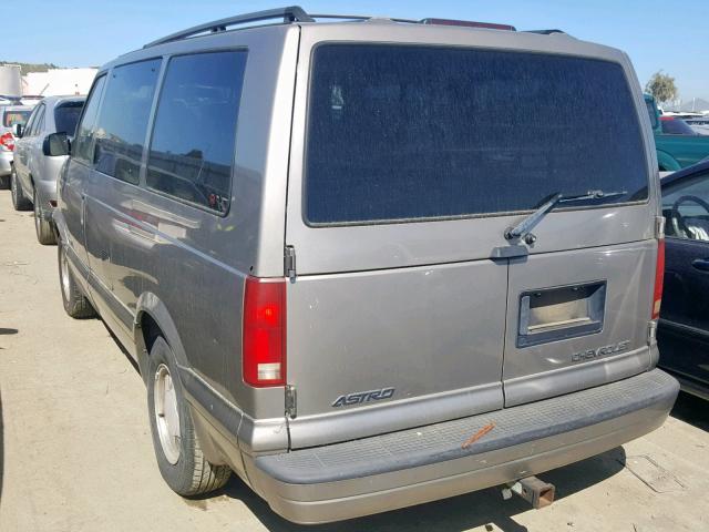 1GNDM19X02B112890 - 2002 CHEVROLET ASTRO BEIGE photo 3