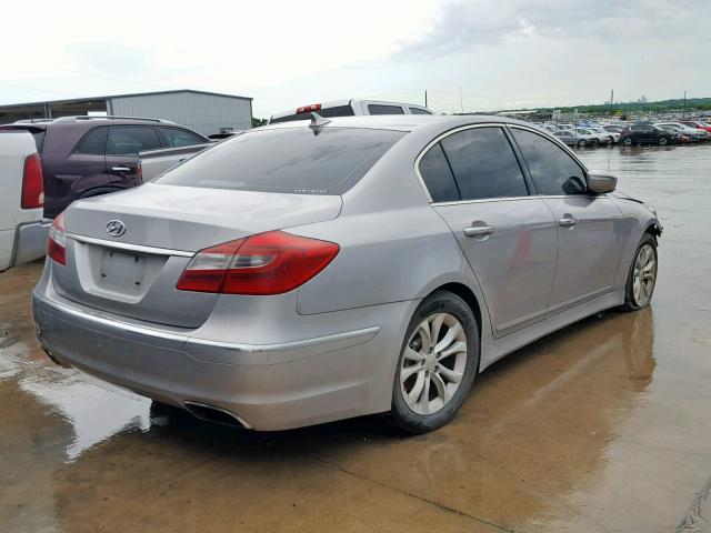 KMHGC4DDXCU193552 - 2012 HYUNDAI GENESIS 3. SILVER photo 4