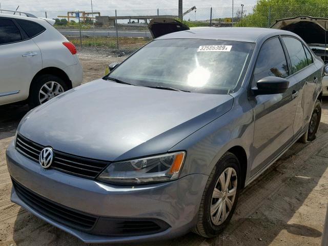 3VW2K7AJ9DM241221 - 2013 VOLKSWAGEN JETTA BASE GRAY photo 2