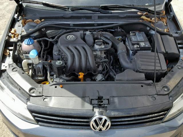 3VW2K7AJ9DM241221 - 2013 VOLKSWAGEN JETTA BASE GRAY photo 7