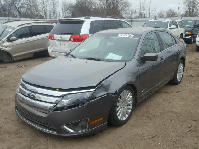 3FADP0L3XBR127592 - 2011 FORD FUSION HYB GRAY photo 2