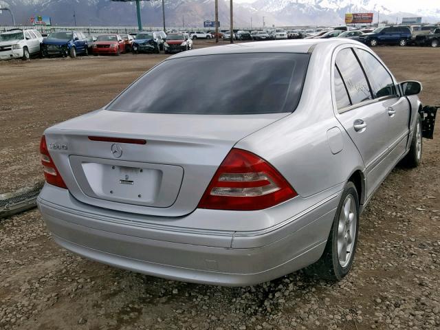 WDBRF61J54E019294 - 2004 MERCEDES-BENZ C 240 SILVER photo 4