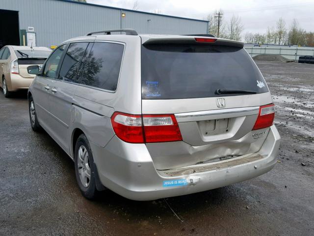 5FNRL38815B044348 - 2005 HONDA ODYSSEY TO SILVER photo 3