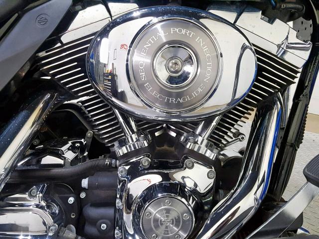 1HD1FCW106Y697540 - 2006 HARLEY-DAVIDSON FLHTCUI BLUE photo 12