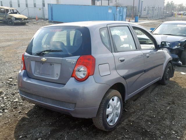 KL1TD6DE3AB113495 - 2010 CHEVROLET AVEO LS GRAY photo 4