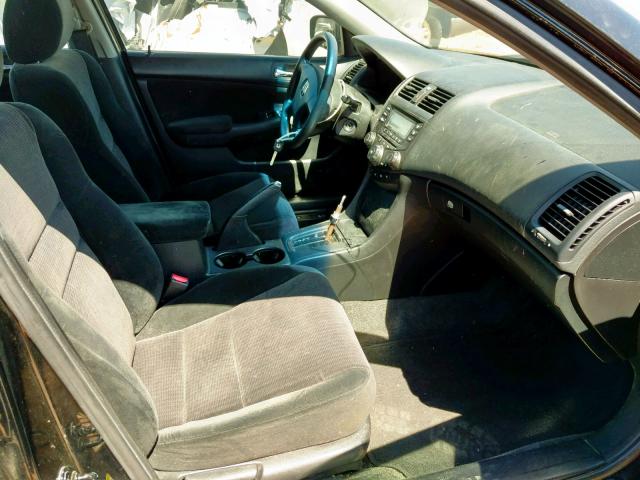 1HGCM56185A166381 - 2005 HONDA ACCORD DX BLACK photo 5