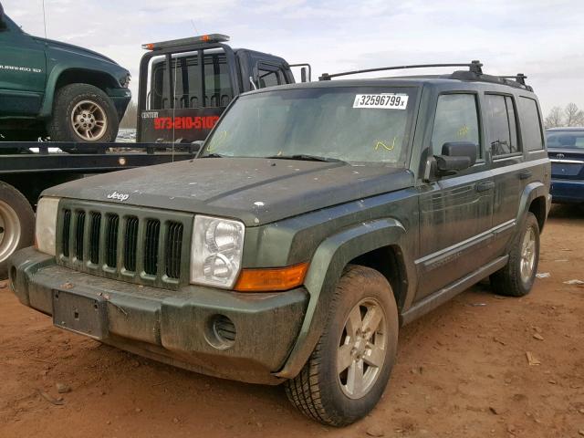 1J8HG48K86C252025 - 2006 JEEP COMMANDER GREEN photo 2
