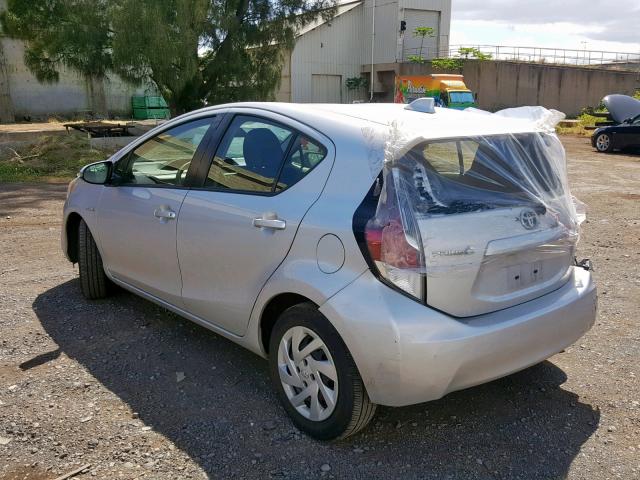 JTDKDTB32F1098439 - 2015 TOYOTA PRIUS C SILVER photo 3