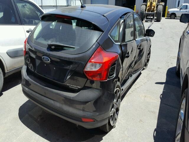 1FAHP3N22CL390084 - 2012 FORD FOCUS TITA BLACK photo 4