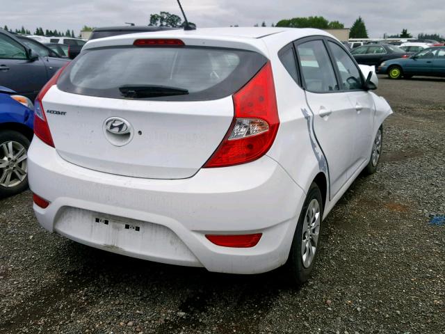 KMHCT5AE4HU319347 - 2017 HYUNDAI ACCENT SE WHITE photo 4