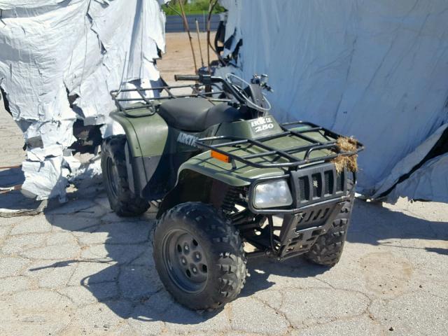 4UF04ATV24T201087 - 2004 ARCTIC CAT 246CC GREEN photo 1