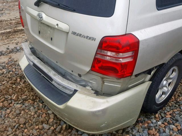 JTEGD21A030047826 - 2003 TOYOTA HIGHLANDER BEIGE photo 9