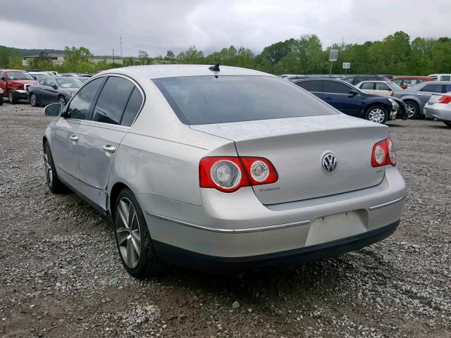 WVWJK7ANXAE060406 - 2010 VOLKSWAGEN PASSAT KOM SILVER photo 3