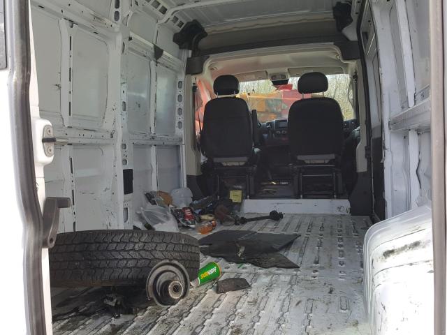 3C6TRVDG3HE547040 - 2017 RAM PROMASTER WHITE photo 6