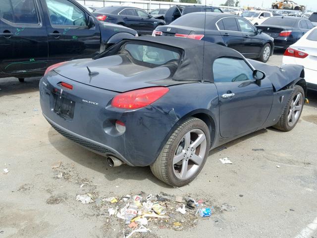 1G2MB35B08Y113021 - 2008 PONTIAC SOLSTICE BLACK photo 4