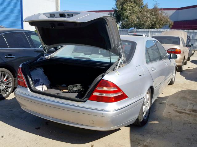 WDBNG75J3YA048690 - 2000 MERCEDES-BENZ S 500 SILVER photo 4