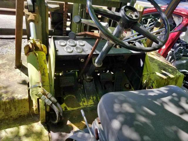 Y1015412002CB - 1985 CLAR FORKLIFT 黄色 照片 6