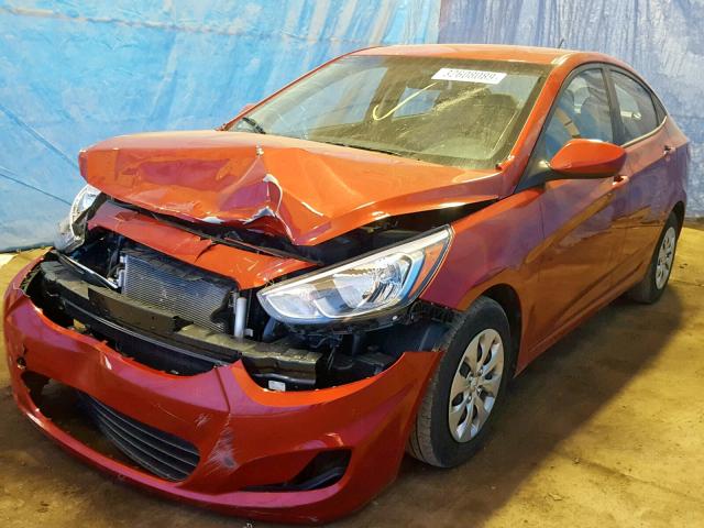 KMHCT4AE8HU381859 - 2017 HYUNDAI ACCENT SE RED photo 2