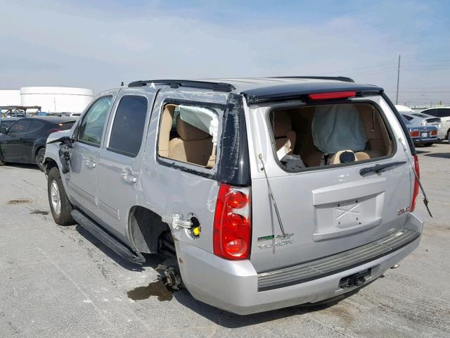 1GKS2AE07BR378384 - 2011 GMC YUKON SLE SILVER photo 3