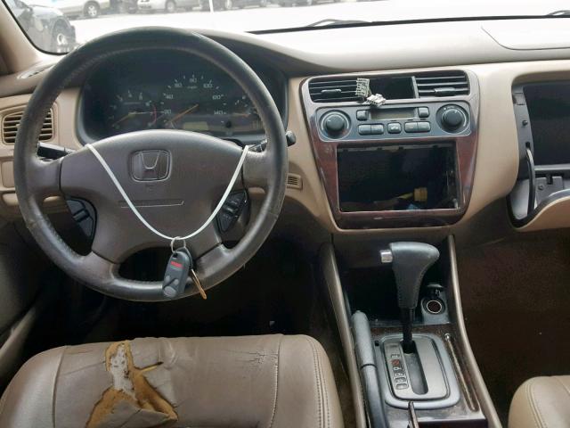 1HGCG16562A051499 - 2002 HONDA ACCORD EX GOLD photo 9