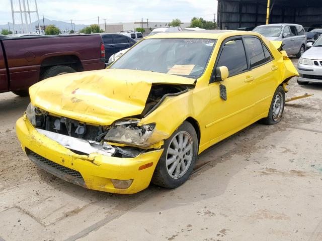 JTHBD192920034348 - 2002 LEXUS IS 300 YELLOW photo 2