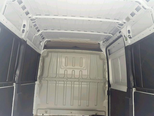 3C6TRVBG4JE139039 - 2018 RAM PROMASTER 白色 照片 6