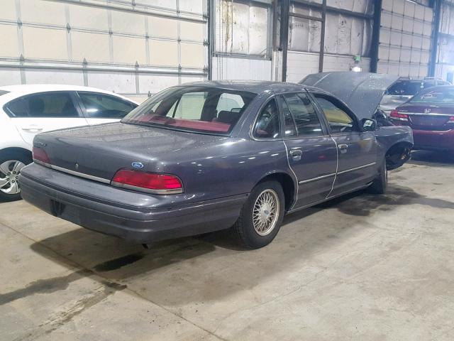 2FACP74W2NX104987 - 1992 FORD CROWN VICT GRAY photo 4