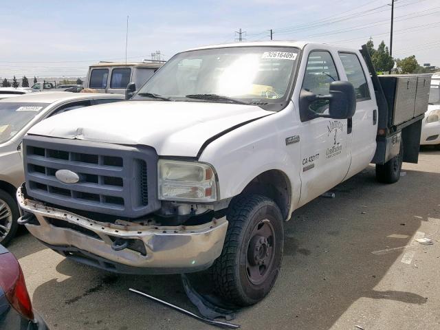 1FTWW31P45EA50867 - 2005 FORD F350 SRW S WHITE photo 2