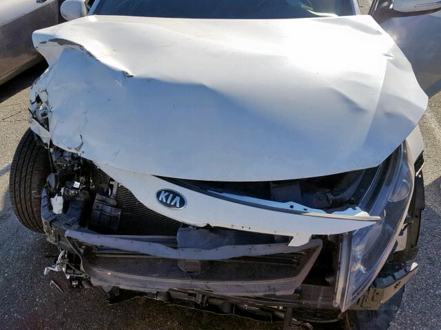 KNAGM4AD7F5080319 - 2015 KIA OPTIMA HYB WHITE photo 7