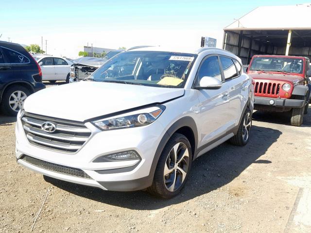 KM8J33AL0JU800180 - 2018 HYUNDAI TUCSON SPO SILVER photo 2