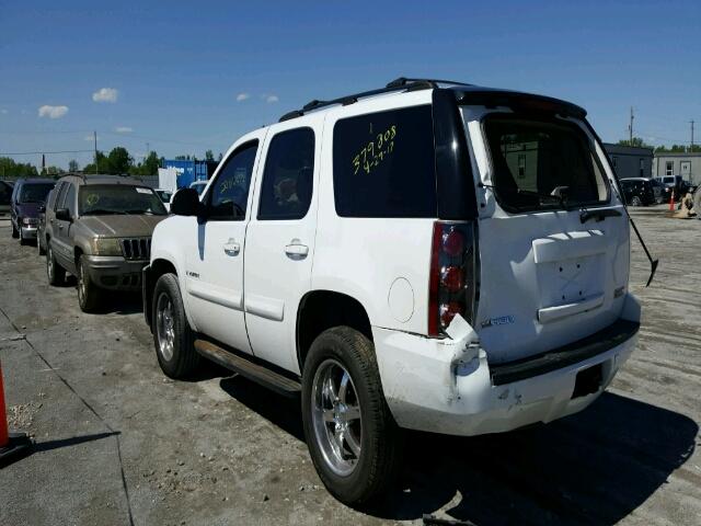 1GKEK13047J139462 - 2007 GMC YUKON WHITE photo 3