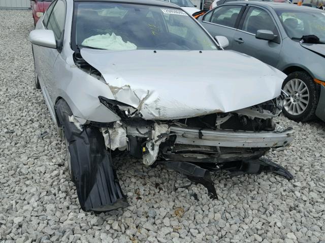 JTKDE177460073644 - 2006 TOYOTA SCION TC SILVER photo 9