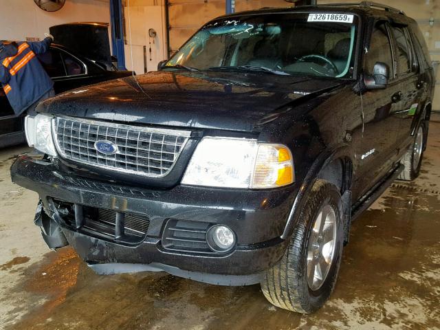 1FMDU75W54UA36708 - 2004 FORD EXPLORER L BLACK photo 2