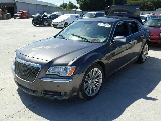 2C3CCADG2EH160339 - 2014 CHRYSLER 300C VARVA GRAY photo 2