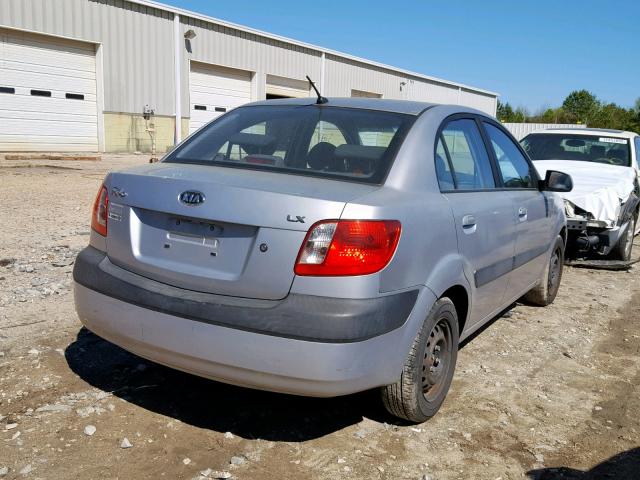 KNADE123466146551 - 2006 KIA RIO SILVER photo 4