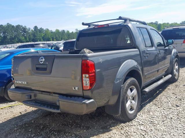 1N6AD07UX5C453868 - 2005 NISSAN FRONTIER C GRAY photo 4