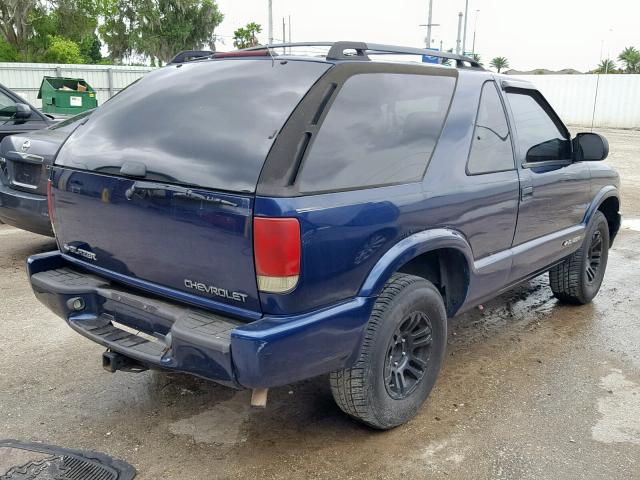 1GNCS18XX3K101125 - 2003 CHEVROLET BLAZER BLUE photo 4