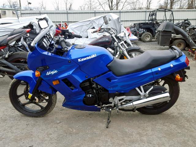 JKAEXMF136DA21920 - 2006 KAWASAKI EX250 F BLUE photo 9