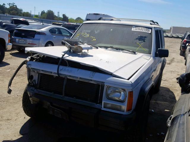 1J4FJ58S8NL237040 - 1992 JEEP CHEROKEE L WHITE photo 2