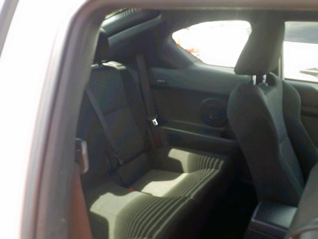 JTKJF5C70B3004844 - 2011 TOYOTA SCION TC WHITE photo 6