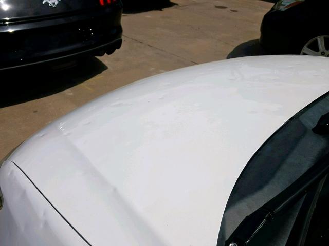 JTKJF5C70B3004844 - 2011 TOYOTA SCION TC WHITE photo 9