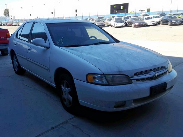 1N4DL01D4WC181398 - 1998 NISSAN ALTIMA XE WHITE photo 1