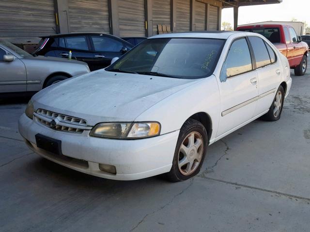 1N4DL01D4WC181398 - 1998 NISSAN ALTIMA XE WHITE photo 2