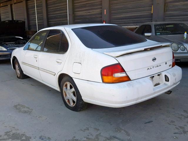 1N4DL01D4WC181398 - 1998 NISSAN ALTIMA XE WHITE photo 3