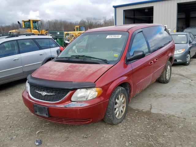 2C4GP44382R542316 - 2002 CHRYSLER TOWN & COU RED photo 2