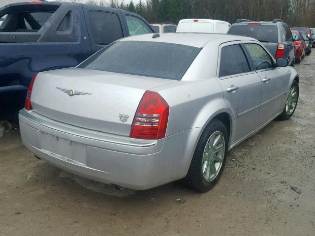 2C3KA63HX6H237081 - 2006 CHRYSLER 300C GRAY photo 4